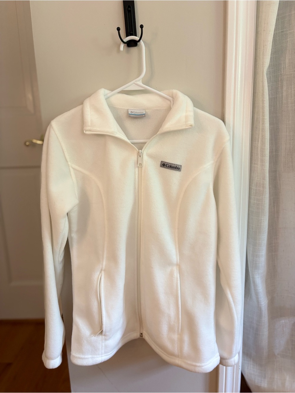 Columbia Women's White Full-Zip Teddy Fleece Jacket - Picture 4 of 5